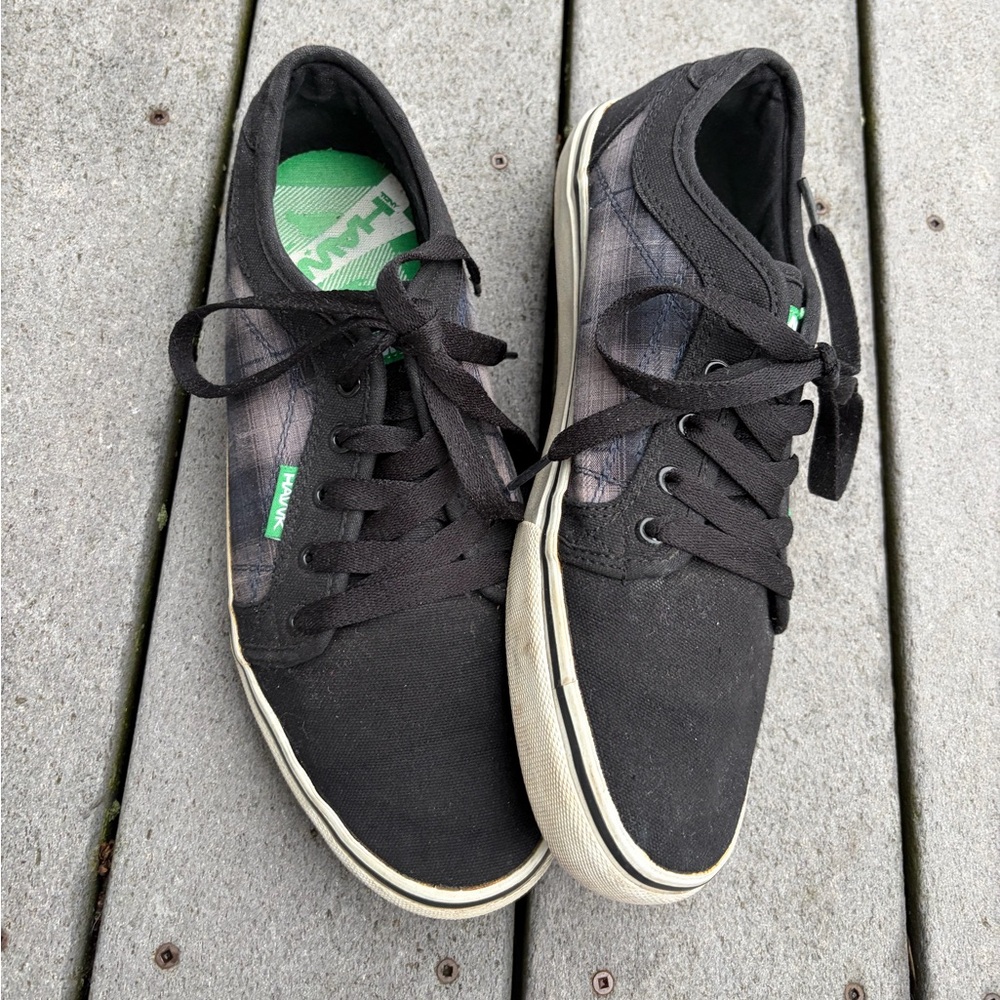 Tony Hawk Men’s Black / Gray Plaid Sneakers Size 10.5